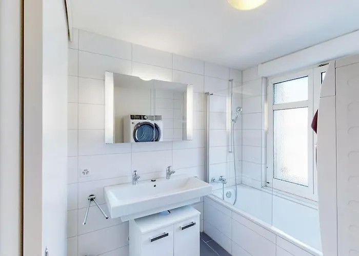 3br Flat Near Bellevue! - Sf6 شقة