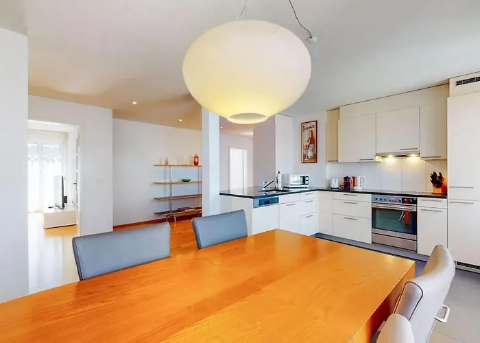 3br Flat Near Bellevue! - Sf6 Apartment *